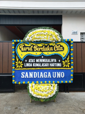 Papan Bunga Duka di Padang Selatan